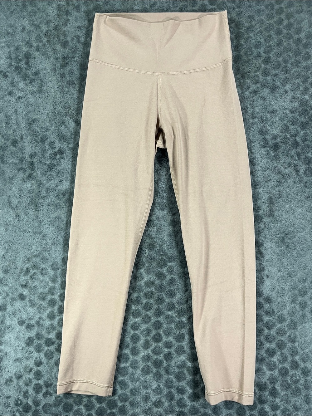 Aritzia TNA Activewear High-Waist Leggings in Light Beige